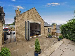 Oakwood Lodge