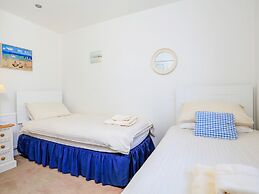 7 Island Quay