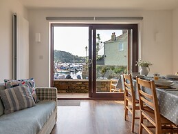 7 Island Quay