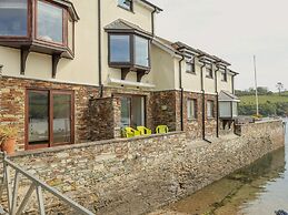 7 Island Quay