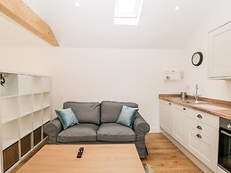 2 Welford Barns