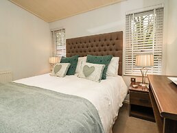 Somerford Lodge