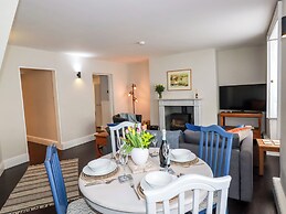 Carew House Cottage