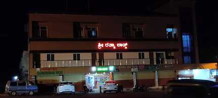 Sri Ratna Lodge