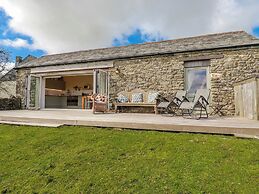 Roughtor Barn