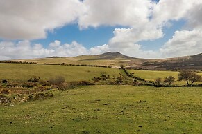 Roughtor Barn