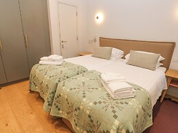Villa 80