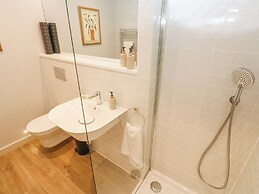 Villa 80