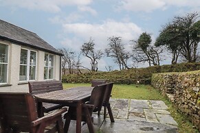 Poldue House
