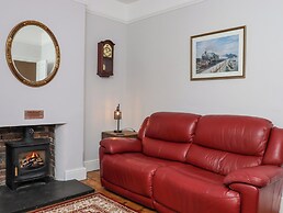 12 Salisbury Terrace