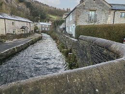 Buttercup Cottage