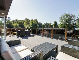 Lakeland View