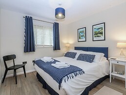 Oakley View Apartment