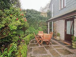 4 Barton Cottages