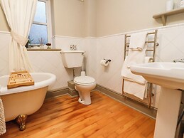 Woodside Cottage