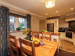 Woodside Cottage
