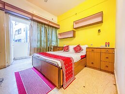 Hotel Thakur Galaxy, Sadar Market