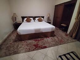 Alfursan Almotahida Hotel Alhamraa dist
