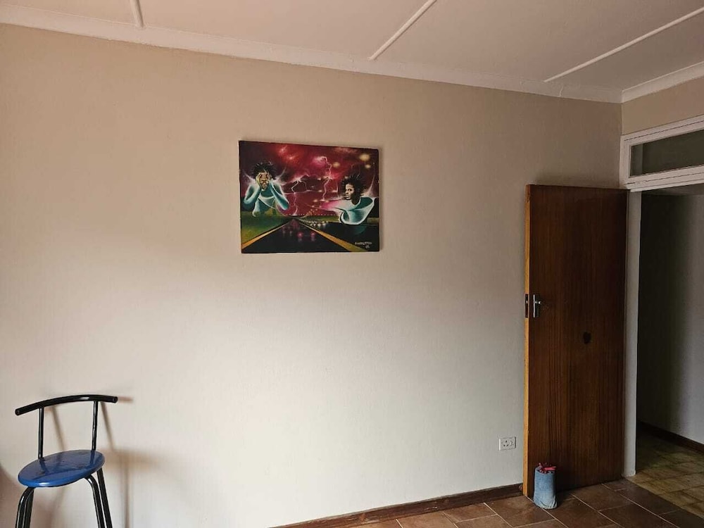 J&M GUEST HOUSE