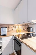 Exclusive Ludenberg Living in Stunning Area