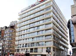 Apartment in Wenduine Near the Beach