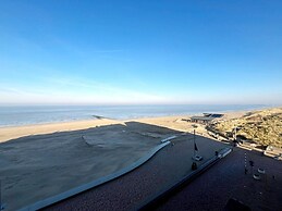 Apartment in Wenduine With Stunning Sea View