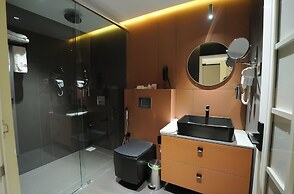 DORO ROYAL SUITE