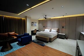 DORO ROYAL SUITE