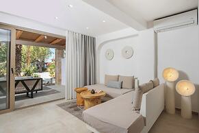 Nusa Suites & Villas