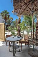 Nusa Suites & Villas