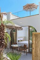 Nusa Suites & Villas
