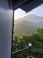The Seven Hills Resort