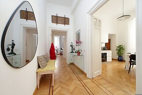 Treasurerome Vatican Charme 4br