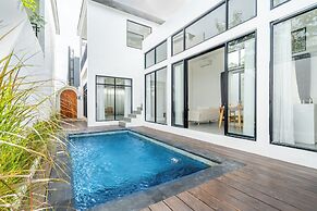  Light Way Villa in Canggu