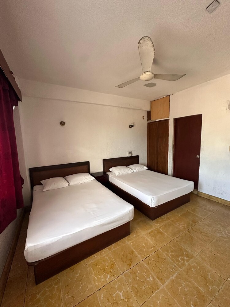 Hotel Uxmal