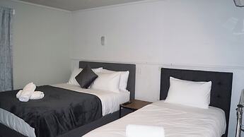 Lavana Motels