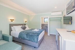 Lavana Motels