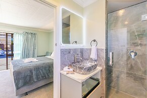 Lavana Motels