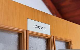 Guesthouse 'hapa të Lehtë' - Room 1 - Pro Bono