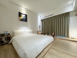 A Day A Room