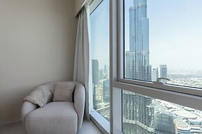 Maison Privee Sky-High Elegance w/ Unrivaled Burj Khalifa Views