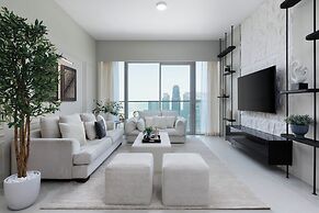 Maison Privee Sky-High Elegance w/ Unrivaled Burj Khalifa Views