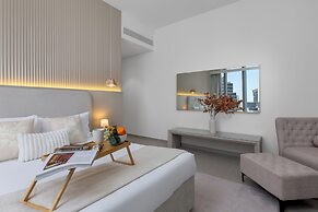 Maison Privee Sky-High Elegance w/ Unrivaled Burj Khalifa Views