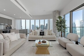 Maison Privee Sky-High Elegance w/ Unrivaled Burj Khalifa Views
