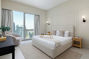 Maison Privee Sky-High Elegance w/ Unrivaled Burj Khalifa Views