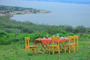 Acacia Wilderness Mweya