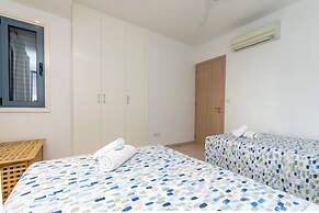 Niki Seaview Villa DPS27