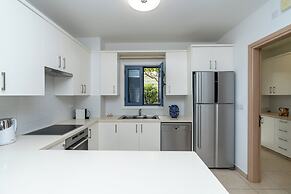 Niki Seaview Villa DPS27
