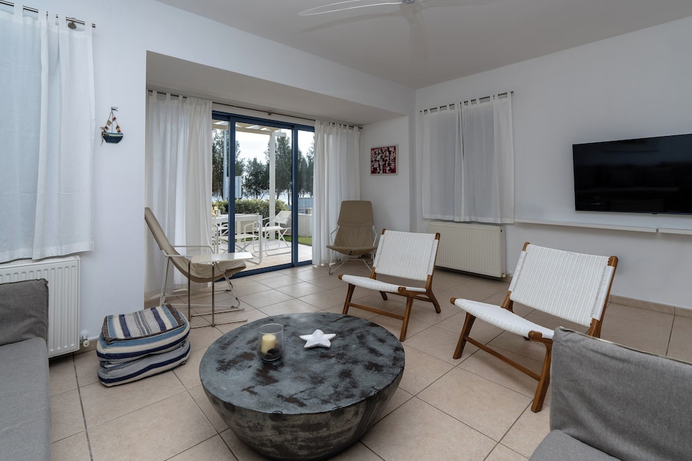 Niki Seaview Villa DPS27