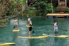 LOBOC RIVERSIDE INN and RESTAURANT